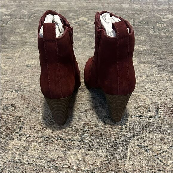 Diba Burgundy Blake Suede Booties - Picture 4 of 5